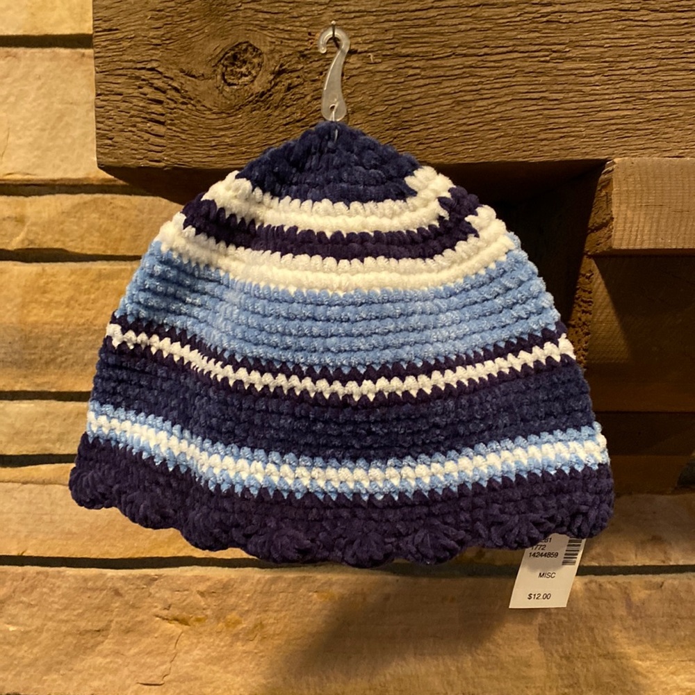 NOT FOR SALE: Gift with purchase! NWT’s Maurices Beanie!